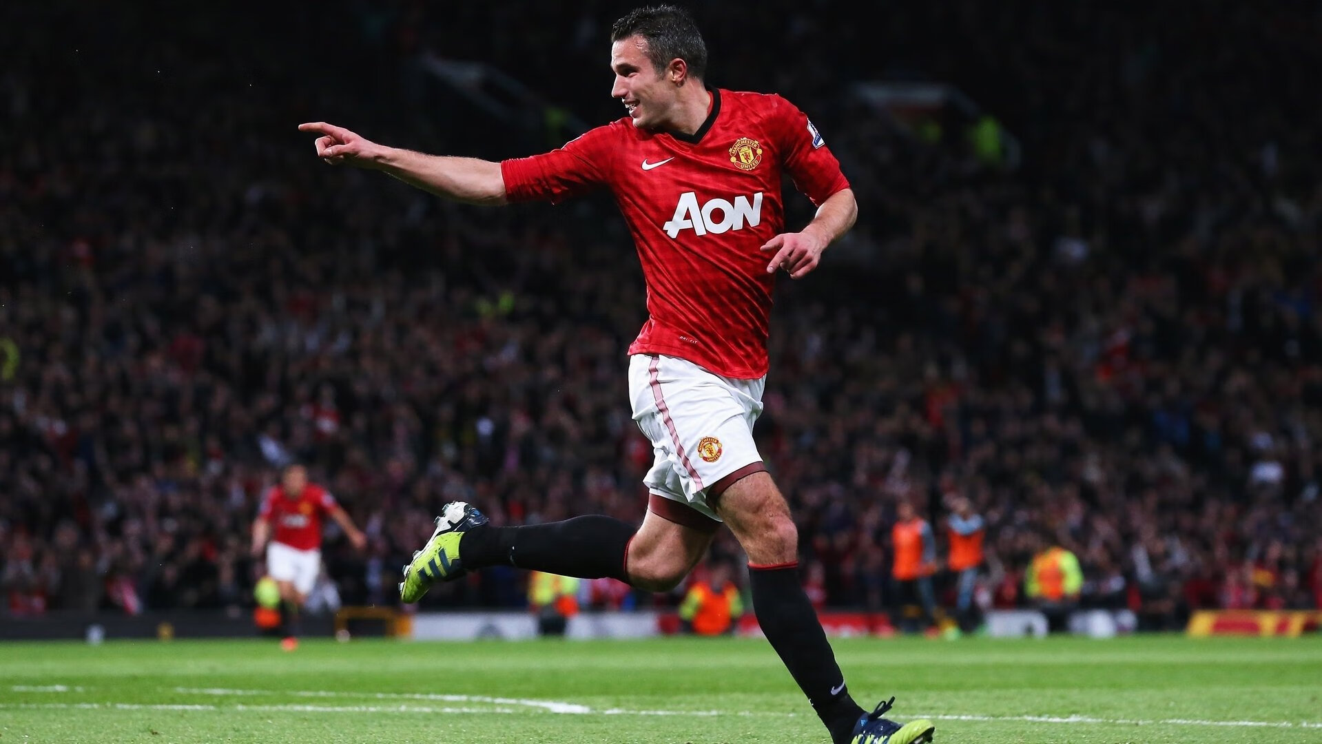 利物浦欧冠赛场奋勇前行，目标冲击冠军